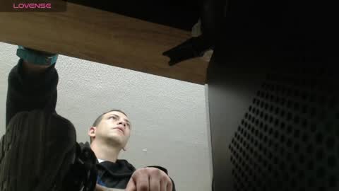 thomasjons online show from May 11, 3:41 am