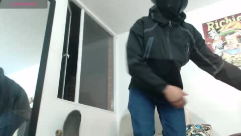 thomasjons online show from May 23, 2:28 am