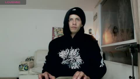 thomasjons online show from May 4, 3:08 am