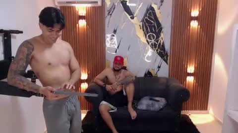 thomson_hot01 online show from June 20, 5:45 am