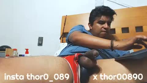 thor0200 online show from April 30, 5:47 am