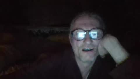 tiddles12345 online show from May 25, 2:40 am