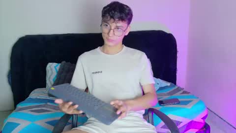 tifany_eiden online show from June 27, 8:50 am