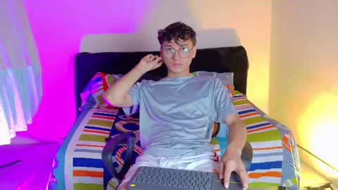 tifany_eiden online show from July 20, 11:45 am