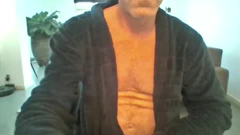 times20 online show from May 10, 4:47 am