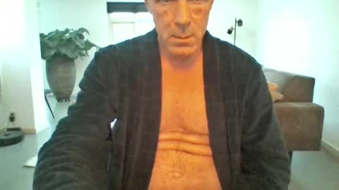 times20 online show from May 14, 4:54 am