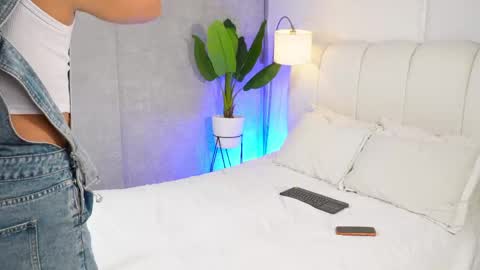 timmyshy online show from May 5, 2:24 am