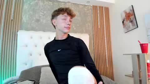 Timothy 21 years old online show from May 15, 8:50 pm