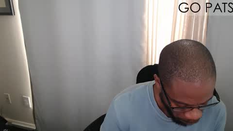 tinycock_1979 online show from May 11, 6:38 pm