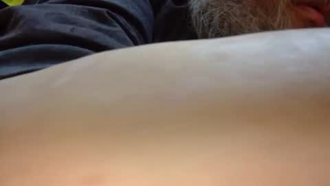tinytim22992 online show from May 4, 7:48 pm