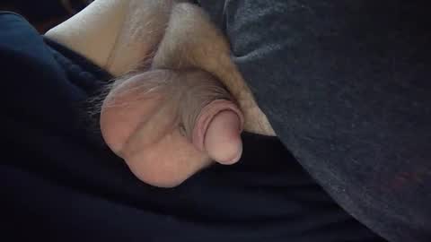 tinytim22992 online show from May 5, 10:54 pm