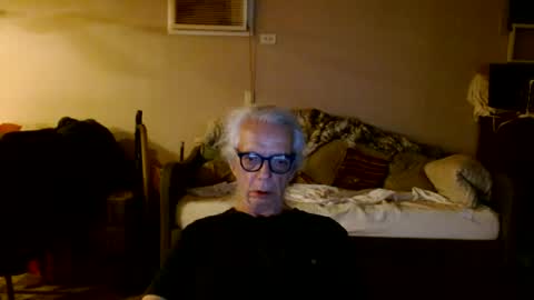 tom112292014 online show from June 13, 2:42 am