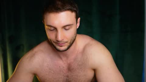 Tom online show from May 4, 5:58 pm