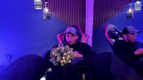 TOMAS online show from June 25, 5:12 am