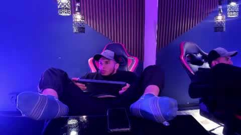 TOMAS online show from June 25, 4:59 am