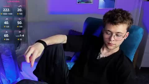 tomas_norton online show from June 19, 9:19 pm