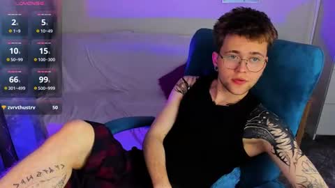 tomas_norton online show from June 25, 9:30 pm