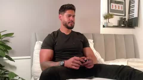 Tomas Ferrer online show from July 2, 9:54 pm