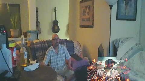 sirmuggsalot online show from May 18, 8:31 am