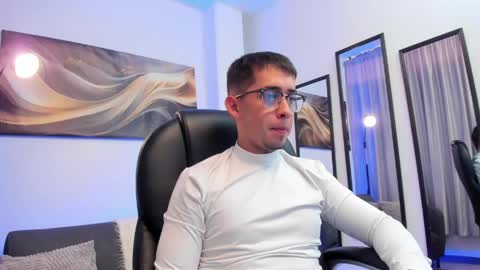 Tomas online show from May 2, 11:57 am