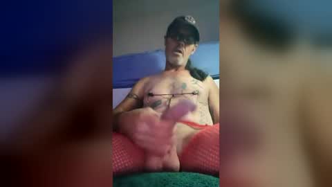tommgunn25 online show from July 28, 7:38 am