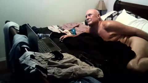 tommy44450243 online show from July 26, 7:05 am