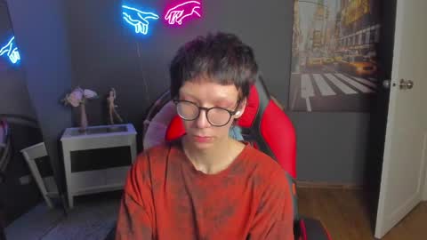 tommy_stars online show from May 3, 5:21 am