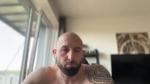 Thomas Fit online show from May 4, 11:12 am