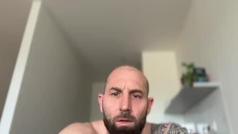 Thomas Fit online show from May 5, 12:07 pm