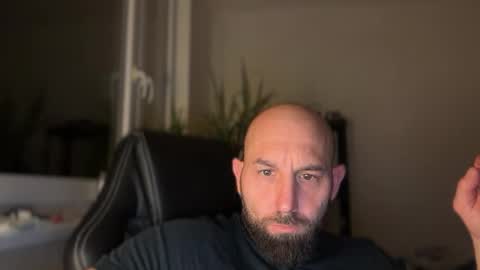 Thomas Fit online show from May 11, 10:07 pm