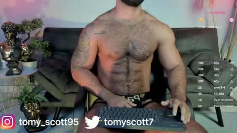 tomy_scott6 online show from May 3, 11:35 am