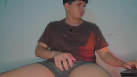 tony_marz online show from May 14, 4:54 am