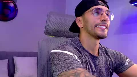 tony muscle1 online show from June 24, 7:06 pm