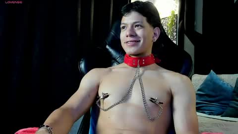tony_petrov online show from June 6, 7:03 am