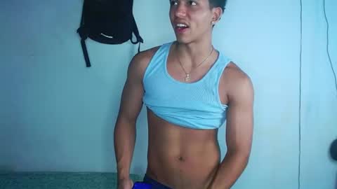 tonydesire_ online show from July 15, 9:21 pm