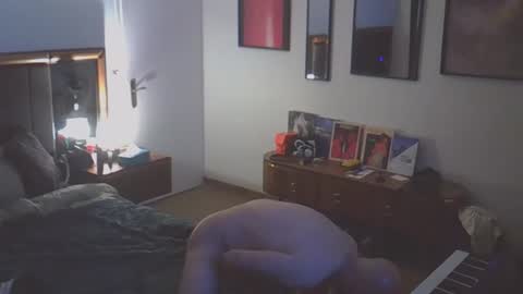 tootsybird69 online show from April 29, 11:22 pm