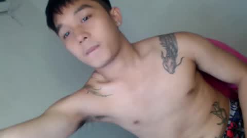 toshi_dakxxx online show from May 5, 3:03 pm