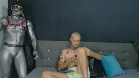 Stiven online show from July 7, 11:58 am