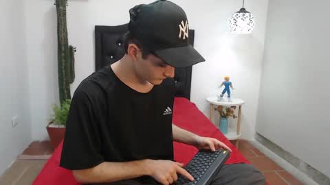 trevor_mob online show from May 6, 3:18 am