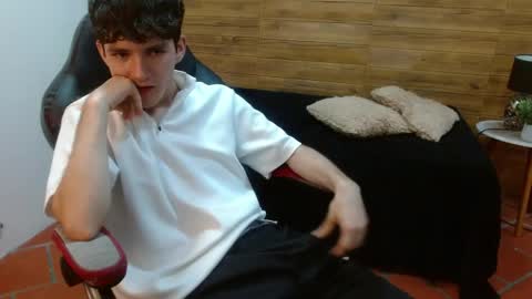 trevor_mob online show from May 9, 8:43 pm