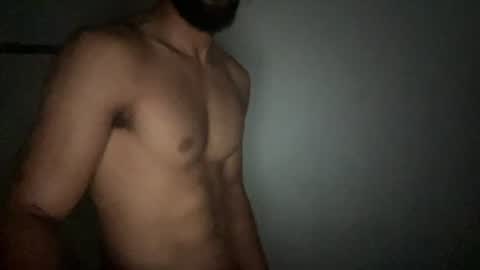 tropiclightskin97 online show from July 11, 10:45 pm