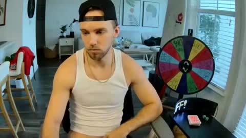 Troy Green online show from June 6, 9:54 pm
