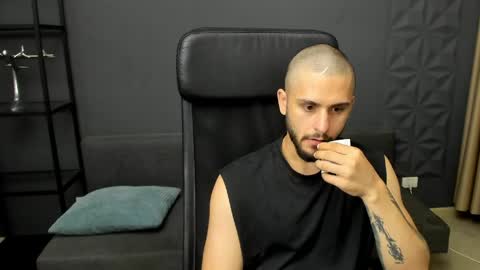 TroyWade online show from June 10, 4:36 am