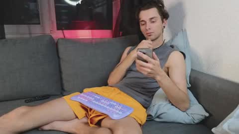 Tony Tusugo online show from May 21, 7:51 pm