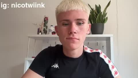Nico online show from July 31, 2:38 pm