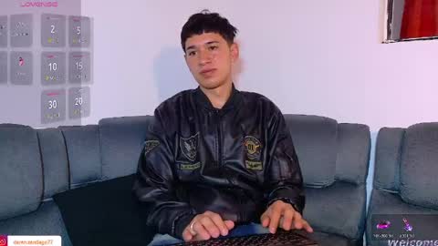 Mr Daren online show from May 16, 6:17 pm