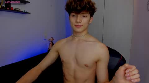 jhony online show from May 18, 3:02 am