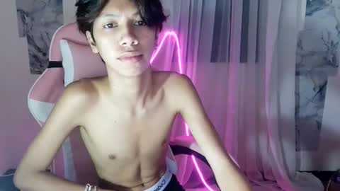 sunny online show from July 28, 8:52 pm