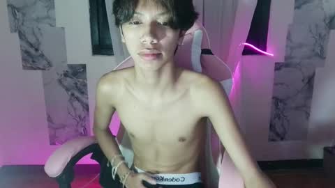sunny online show from July 29, 9:03 pm