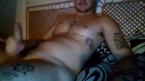twinkyboy85 online show from July 18, 11:10 pm
